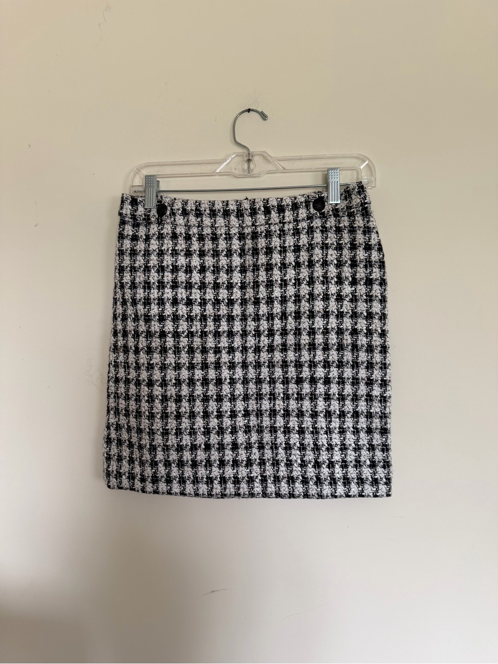 White House, Black market Classic Black & White Houndstooth Women's Skirt